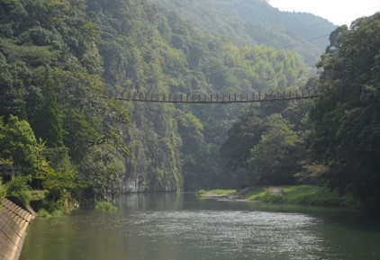 立神峡