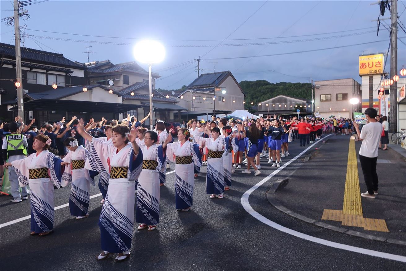 納涼祭流し踊り